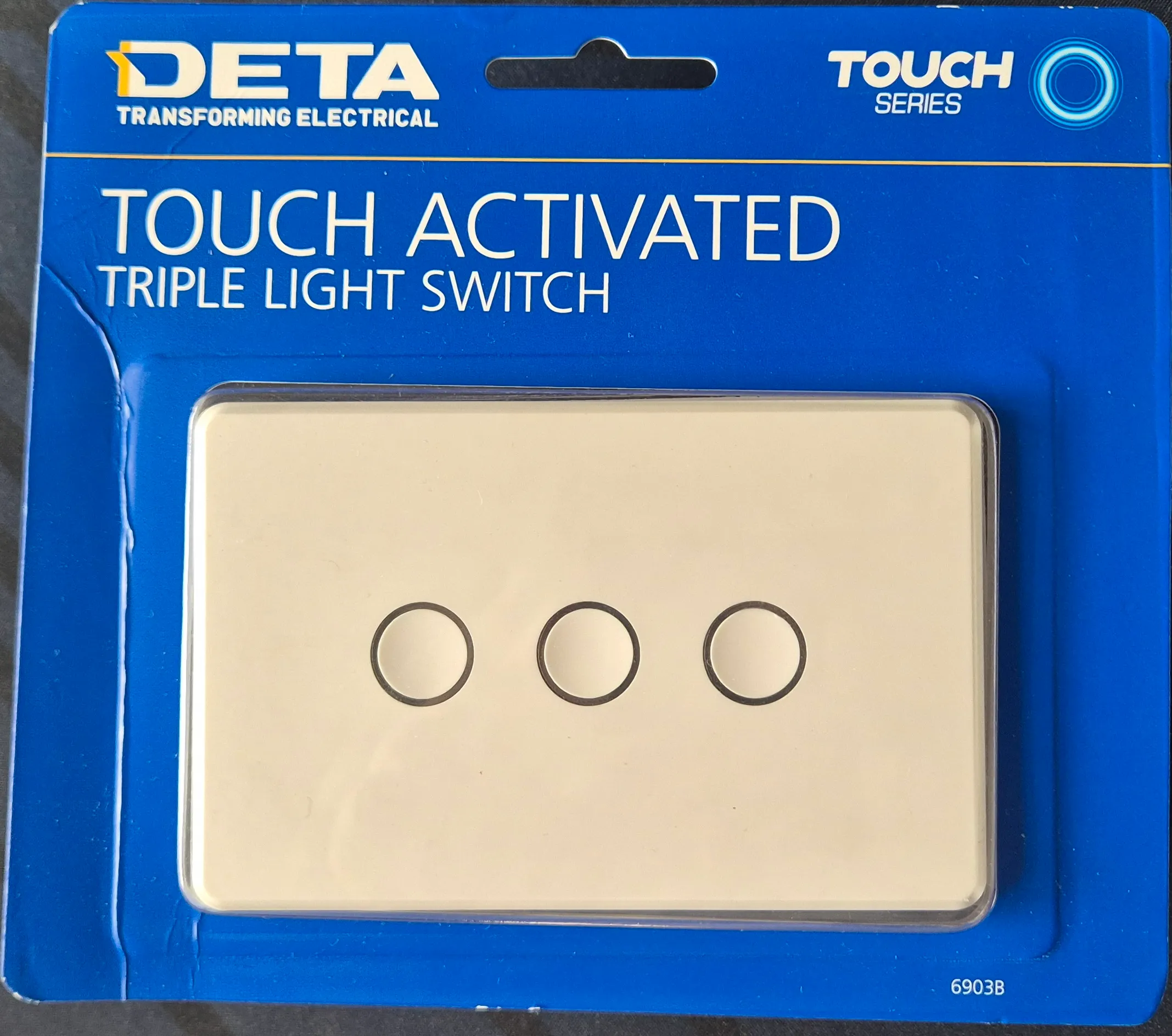 Deta 3 gang touch switch in packaging